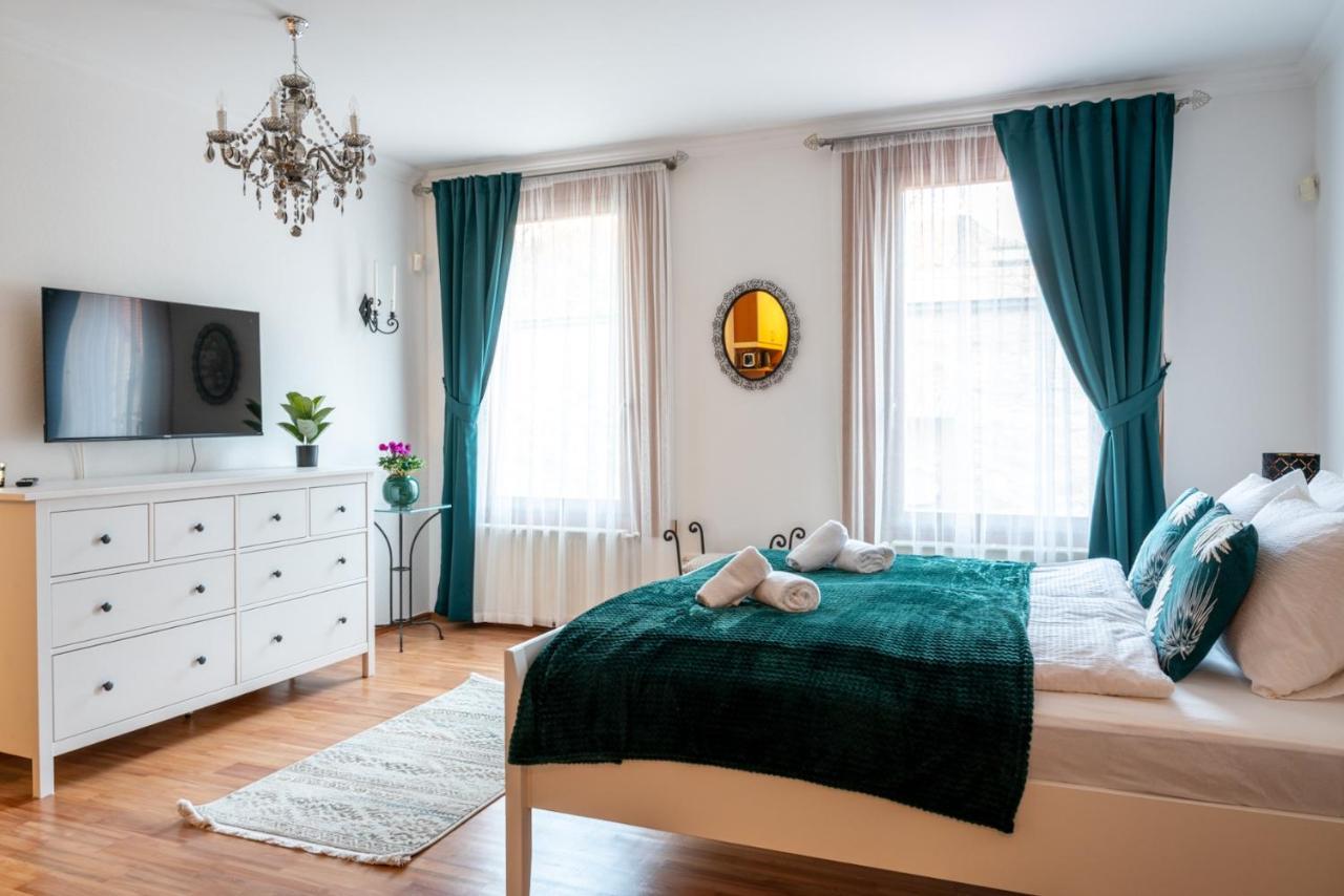 Romantic Studio Secret Garden Budapest Exterior foto