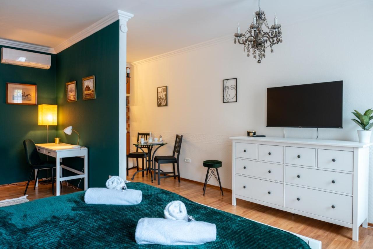 Romantic Studio Secret Garden Budapest Exterior foto