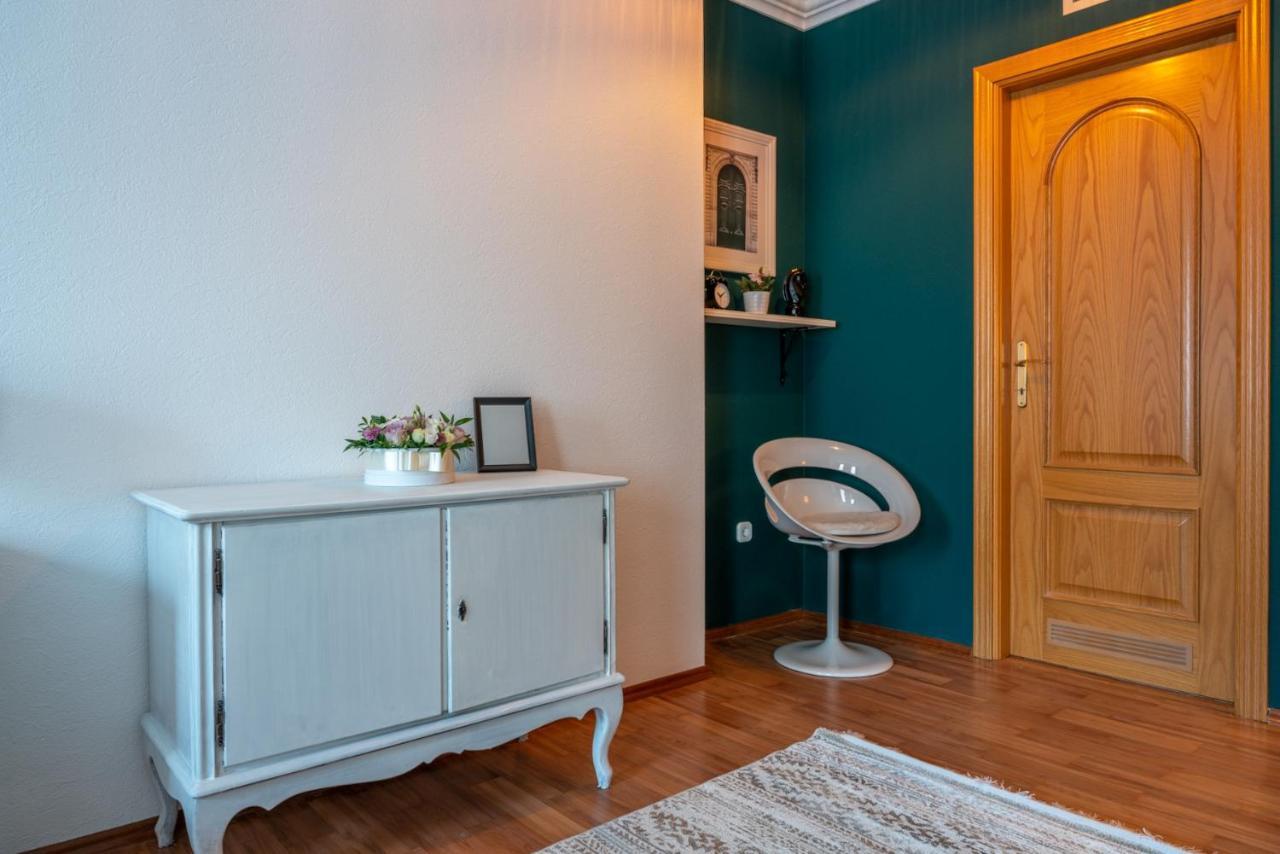 Romantic Studio Secret Garden Budapest Exterior foto